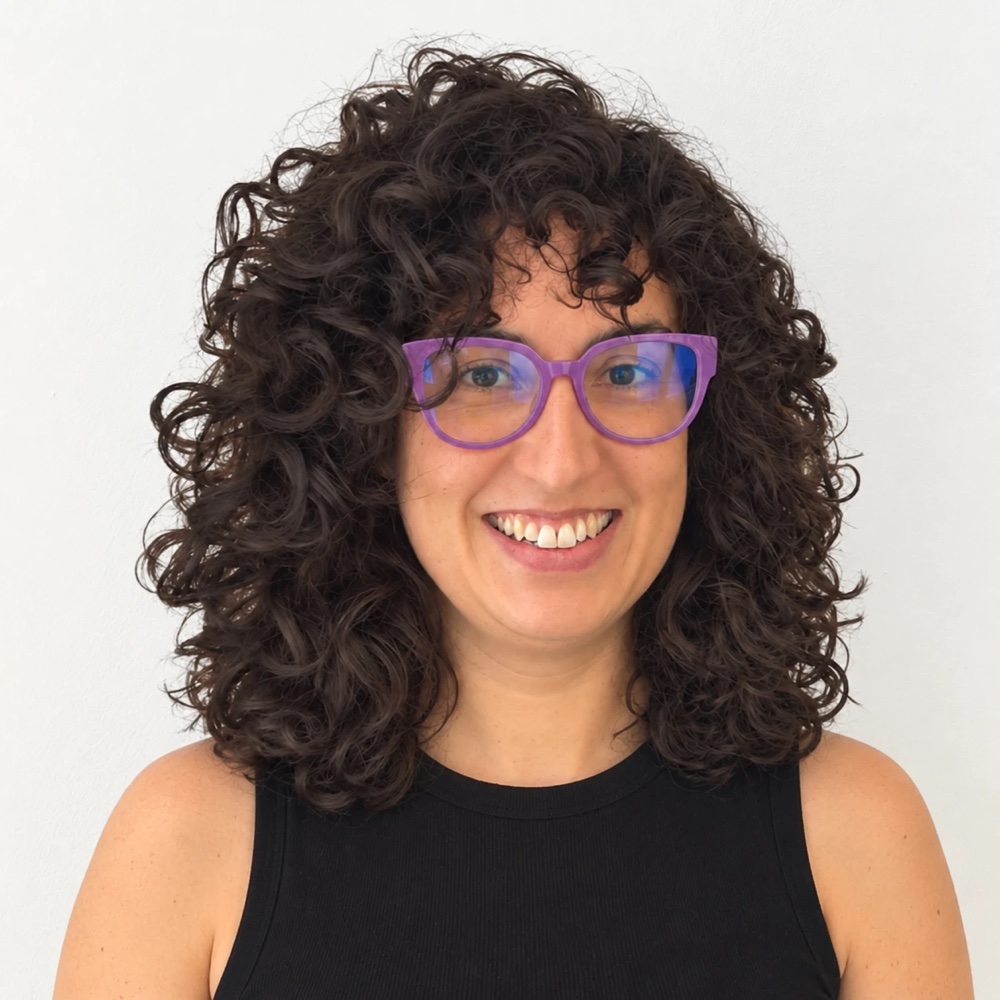 Retrato de Maya Cortés, del equipo de la clínica